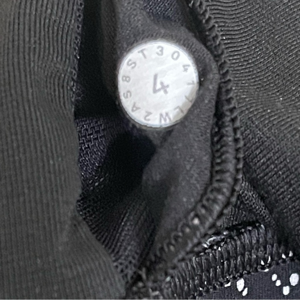 lululemon athletica x soulcycle Black and White Speckled Sports Bra Size 4 - Picture 8 of 8